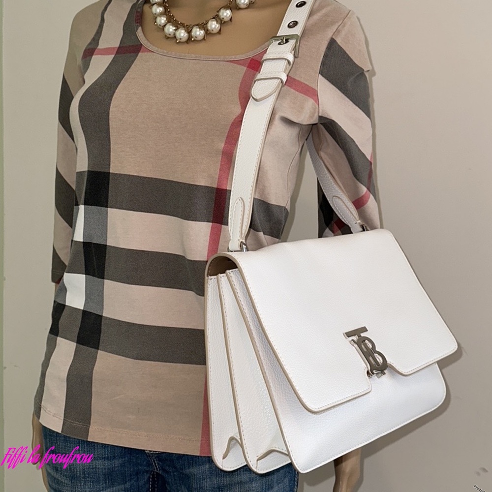 Authentic Burberry bag - Picture 4 of 16